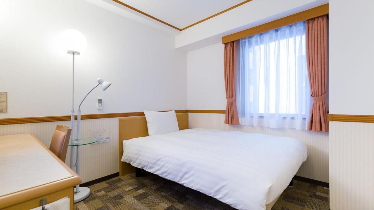 Toyoko Inn Kagoshima Chuo Eki Nishi Guchi Екстериор снимка
