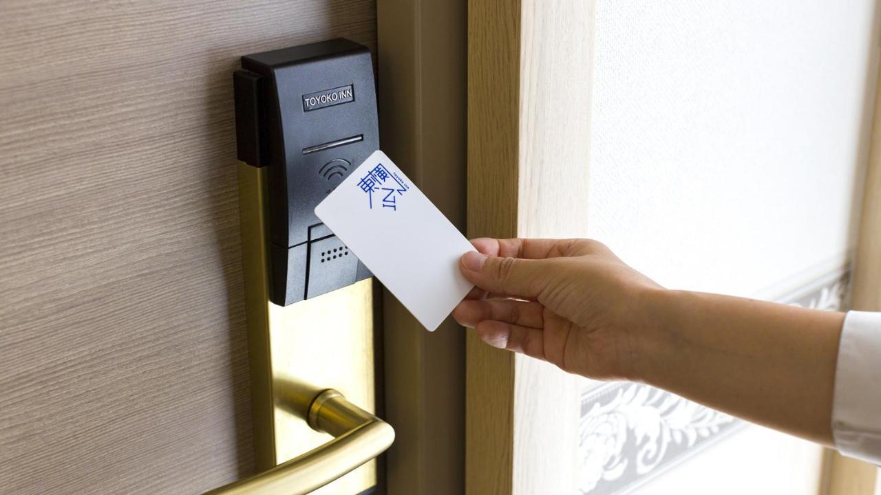 Toyoko Inn Kagoshima Chuo Eki Nishi Guchi Екстериор снимка