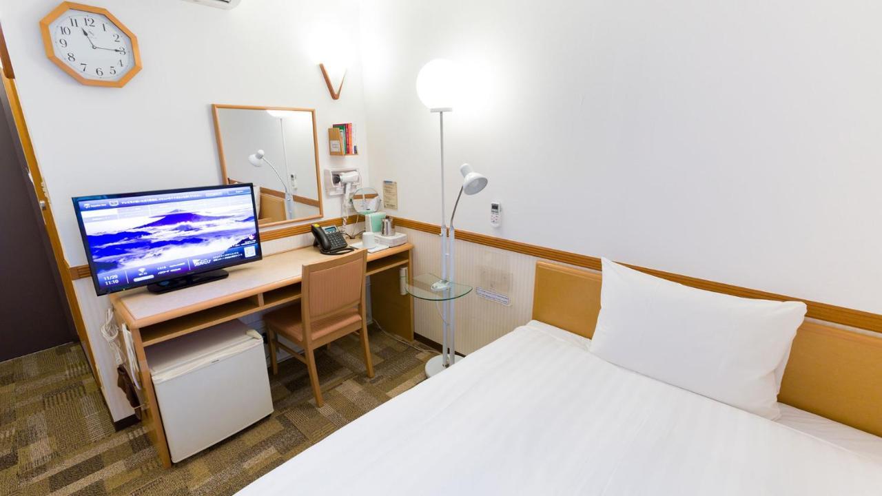 Toyoko Inn Kagoshima Chuo Eki Nishi Guchi Екстериор снимка