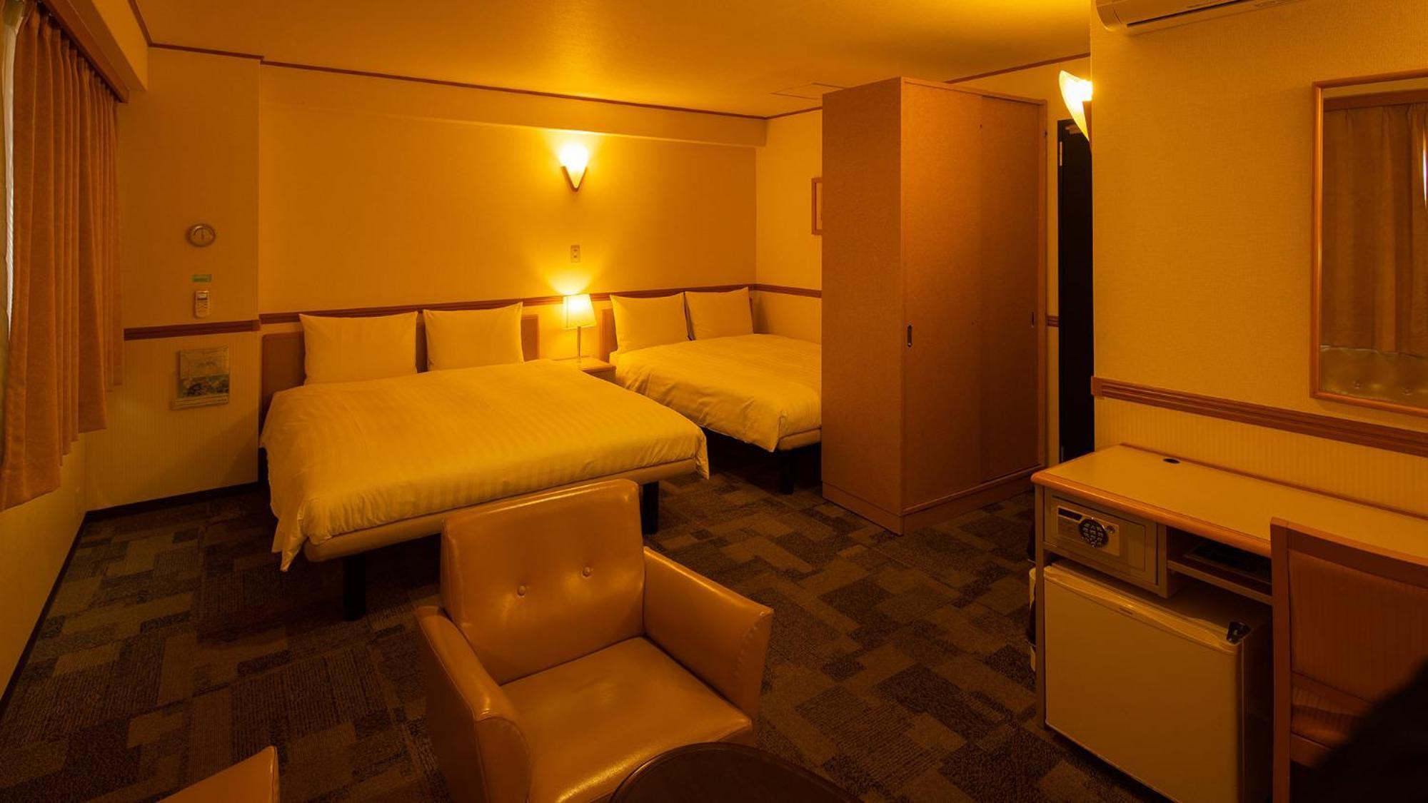 Toyoko Inn Kagoshima Chuo Eki Nishi Guchi Стая снимка