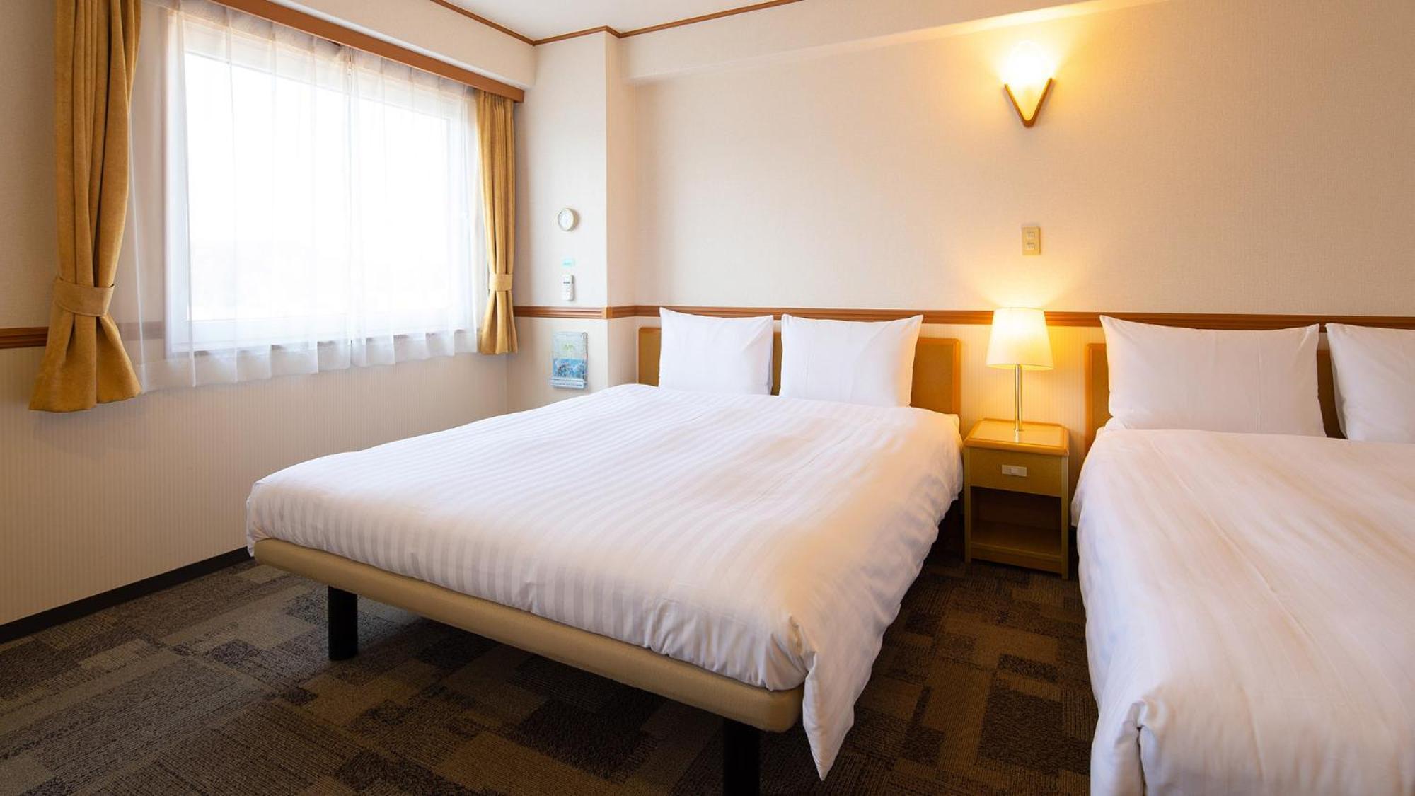 Toyoko Inn Kagoshima Chuo Eki Nishi Guchi Стая снимка
