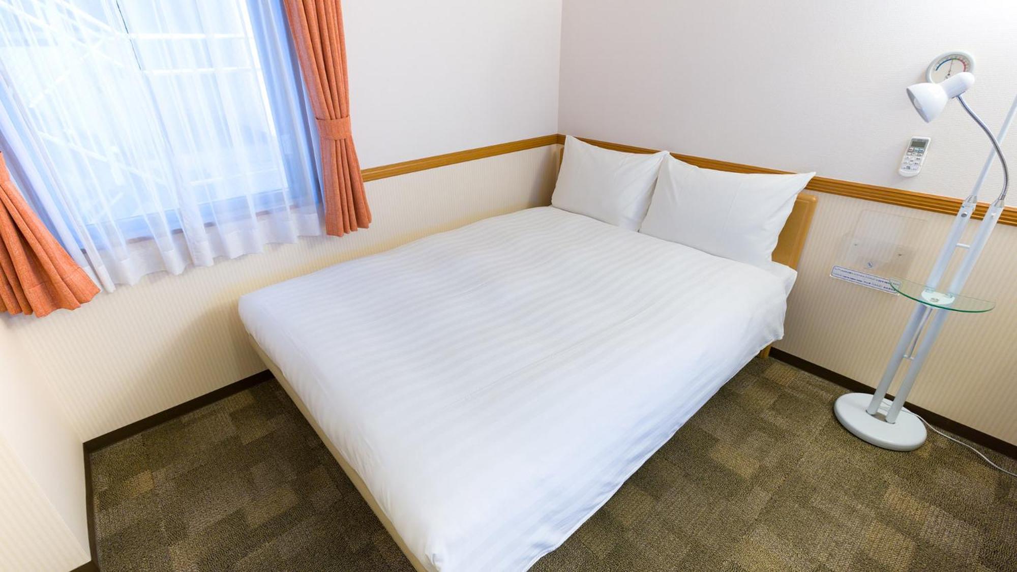 Toyoko Inn Kagoshima Chuo Eki Nishi Guchi Стая снимка